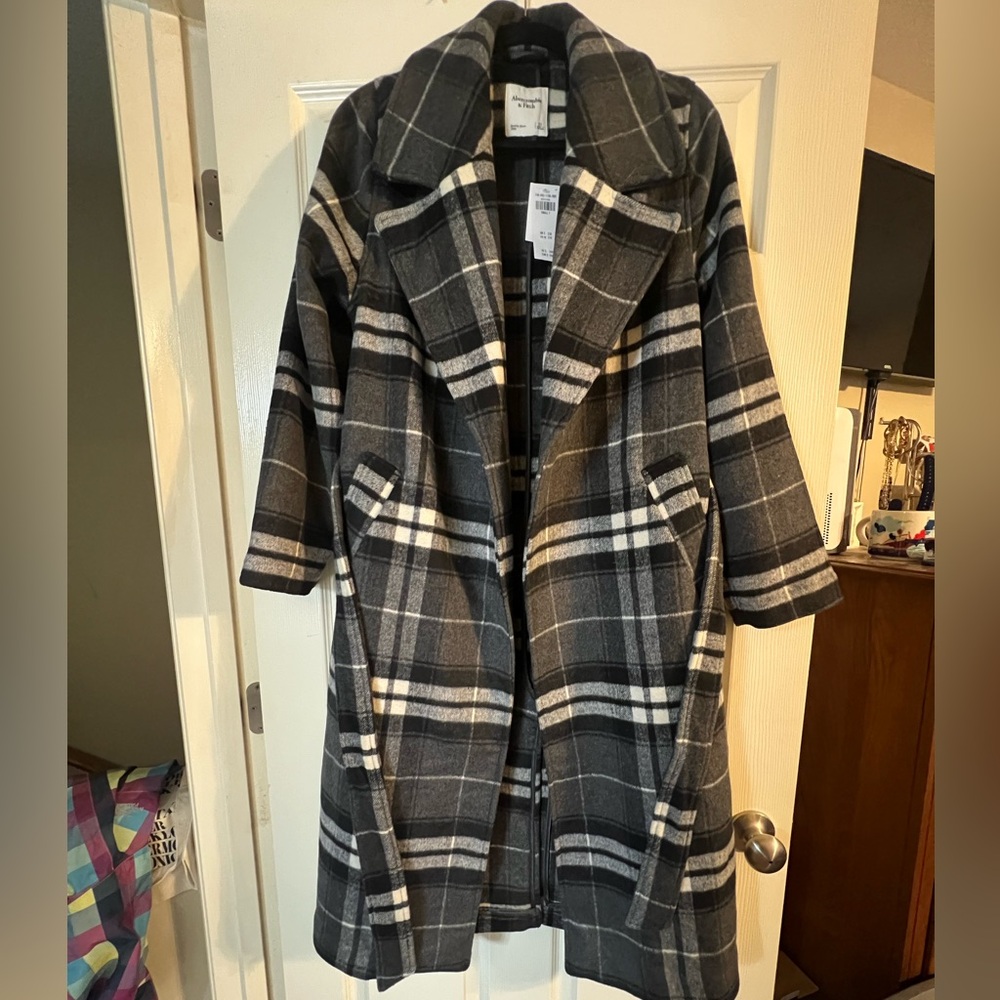 Abercrombie & Fitch women’s trench plaid coat